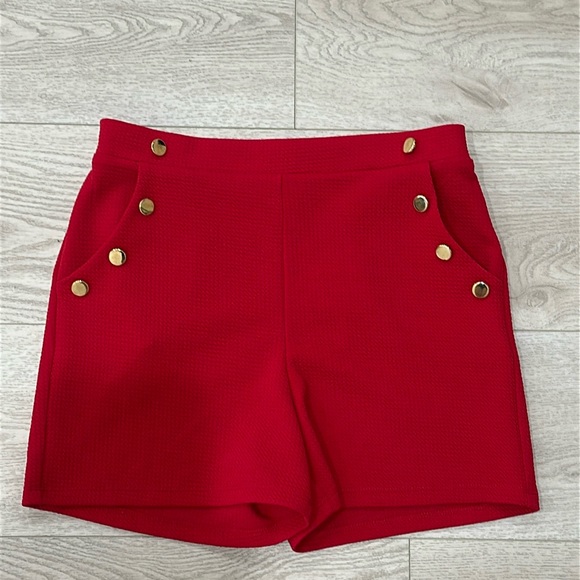 Red two gold button shorts - Picture 3 of 6